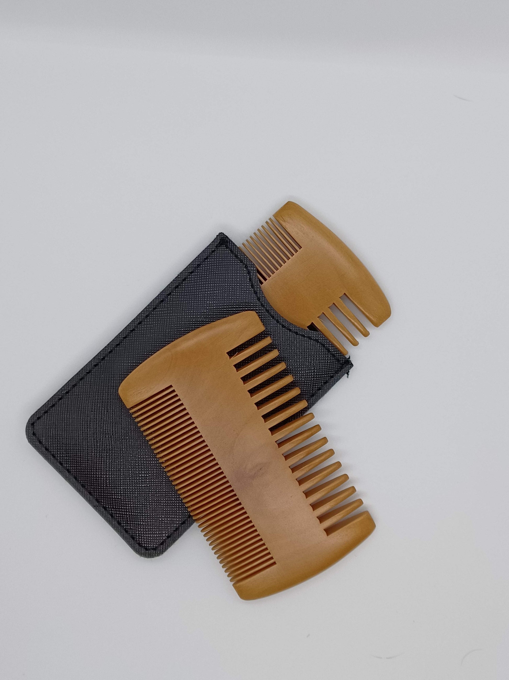 Sandalwood Beard Combs 3 Chicks and A Cat